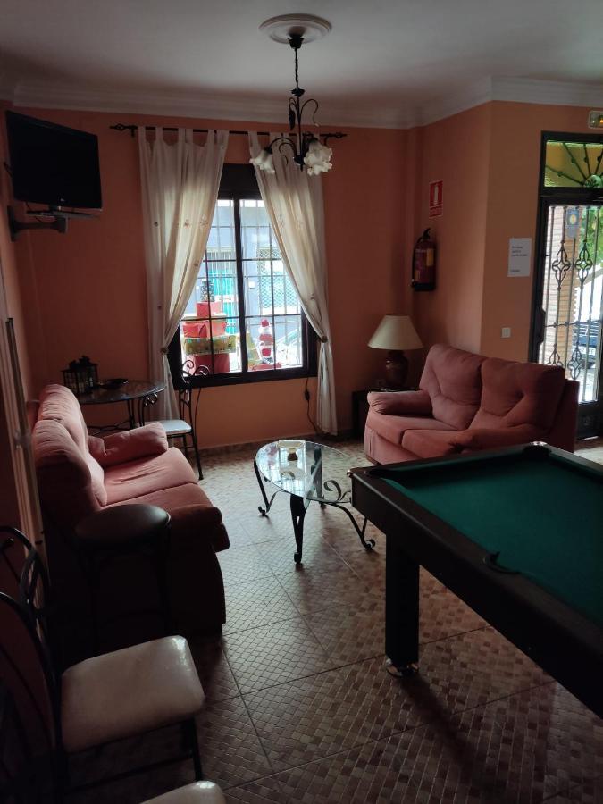 Hostal Monteolivos Cártama Екстериор снимка