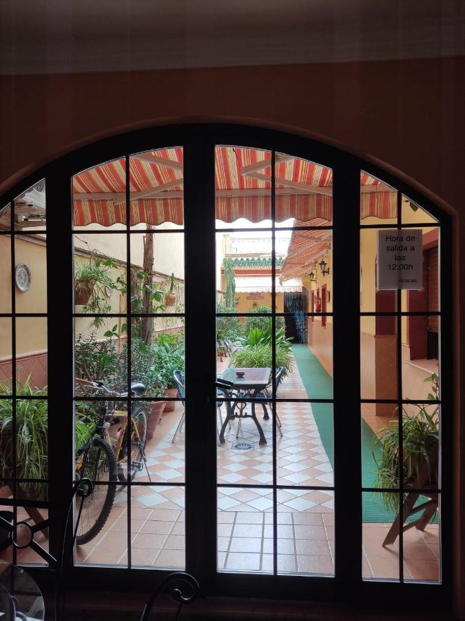 Hostal Monteolivos Cártama Екстериор снимка