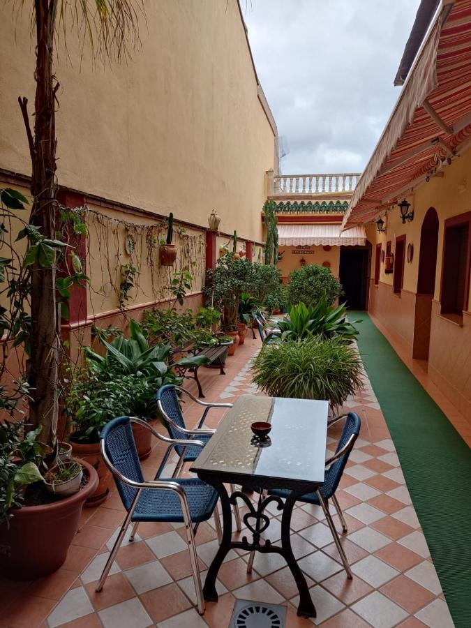 Hostal Monteolivos Cártama Екстериор снимка