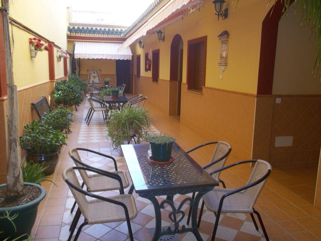 Hostal Monteolivos Cártama Екстериор снимка